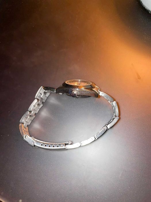 Relógio feminino Victorinox oficial do exercito cristal e safira