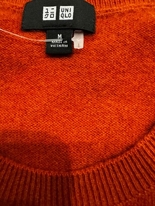 Кашемировый свитер Uniglo