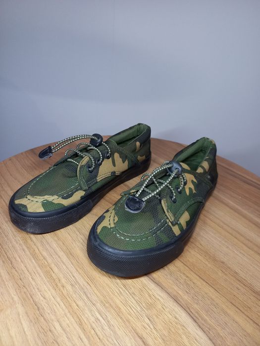 Buty dziecięce Reserved