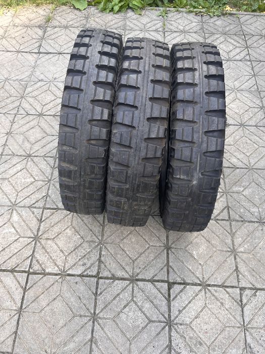 Шини вантажні суцільні 3,75 P  13