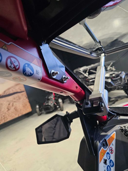 Szyba Maverick X3 szklana uchylna elektrycznie