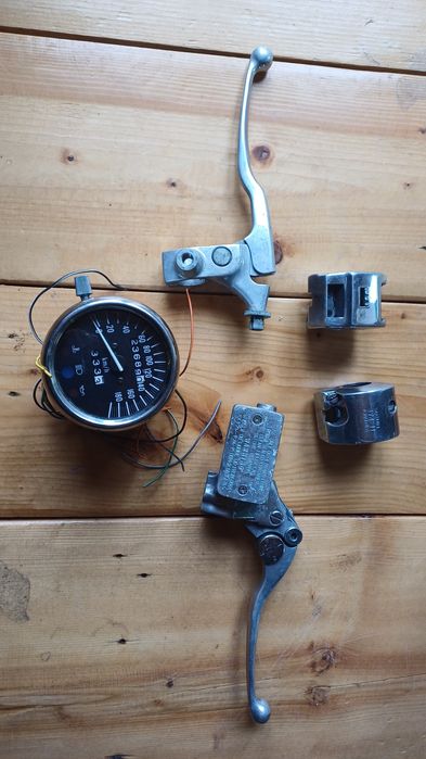 Klamki i licznik Suzuki ls 650