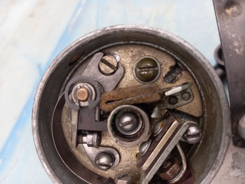 Магнето М 30 Бдля 2 сд,габ1,аб1,муравей,пускач,.