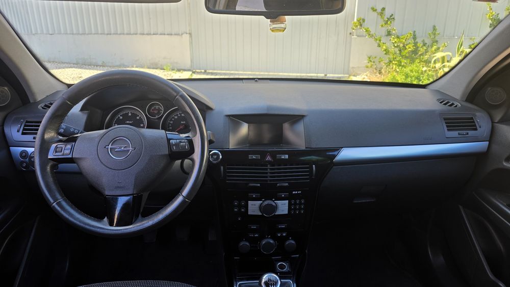 Opel astra 1.7  tdci   6 VELOCIDADES