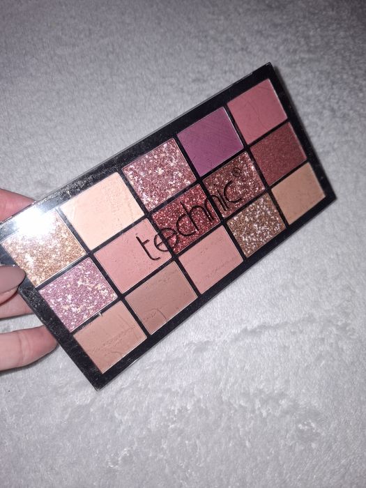 Palete maquilhagem technic