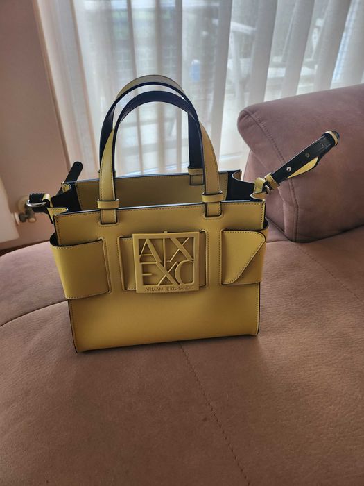 Mala em pele de senhora ARMANI EX