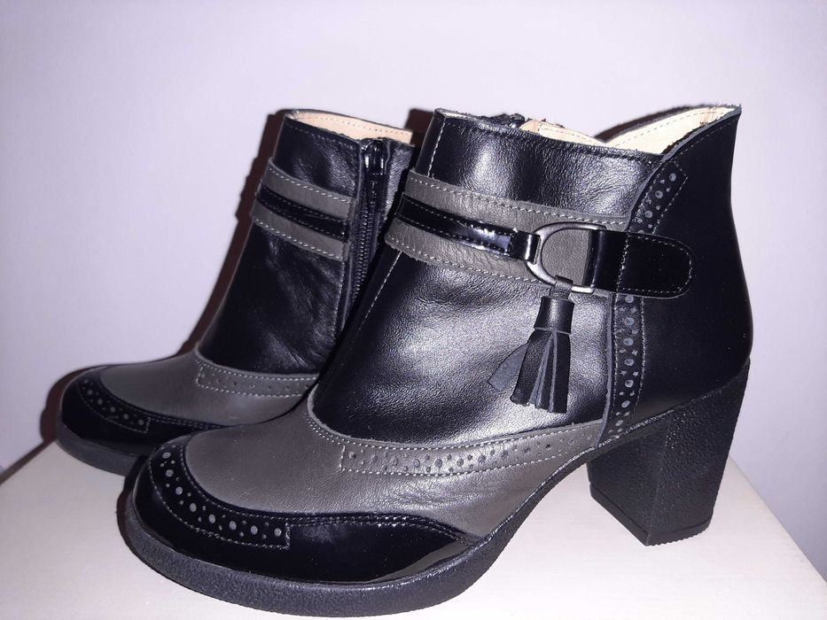 Botas Blulog em Pele Nº 35