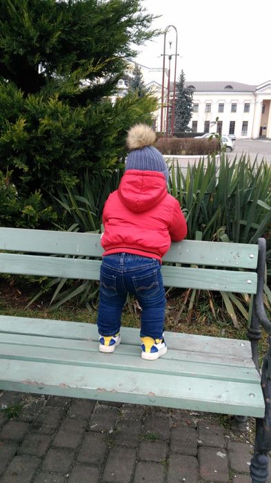 Куртка демісезонна