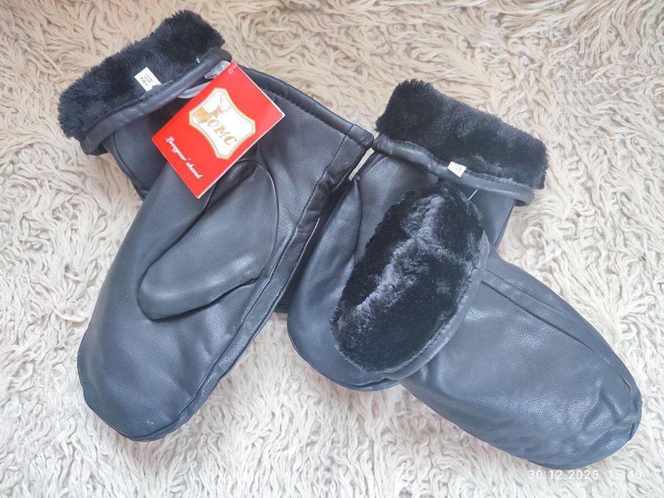 Рукавиці в асортименті нові