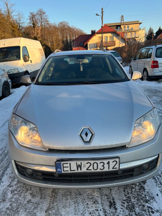 Renault Laguna III 2.0 dCi 150 KM | Manual | Kombi | 2008 | Srebrny