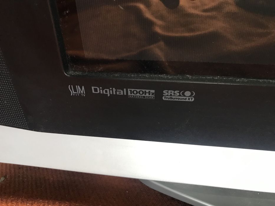 Телевизор Samsung