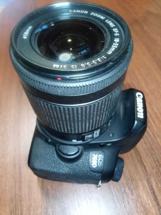 Фотоапарат Canon EOS 760D, об'єктив 18-55
