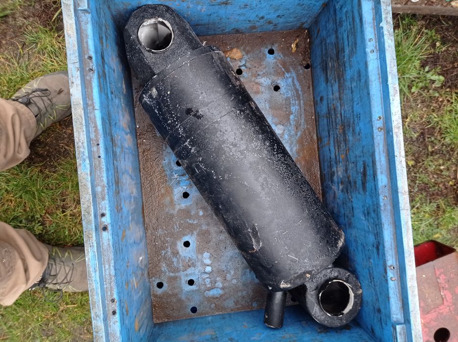 Siłowniki hydrauliczne nowe