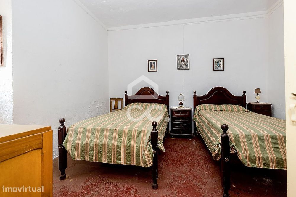 Moradia Térrea T2 c/ Quintal e Garagem | Alandroal