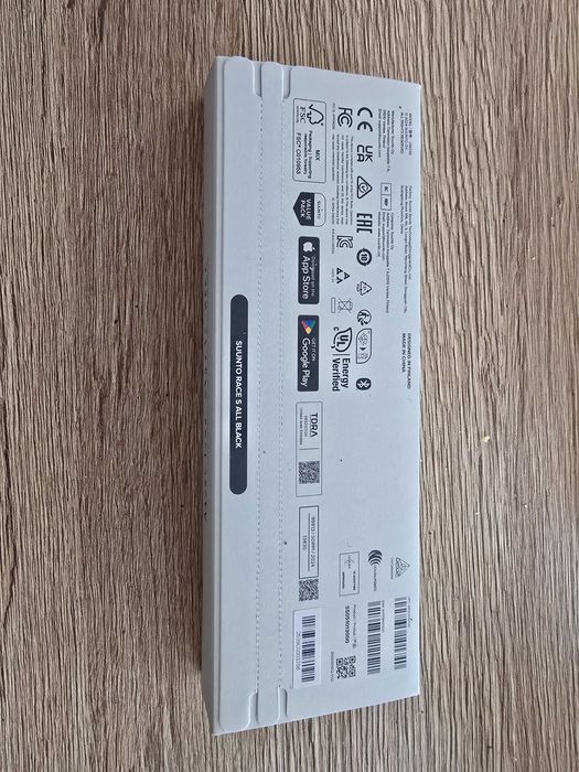 SUUNTO Race S Zegarek Biegowy z Ekranem Dotykowym AMOLED