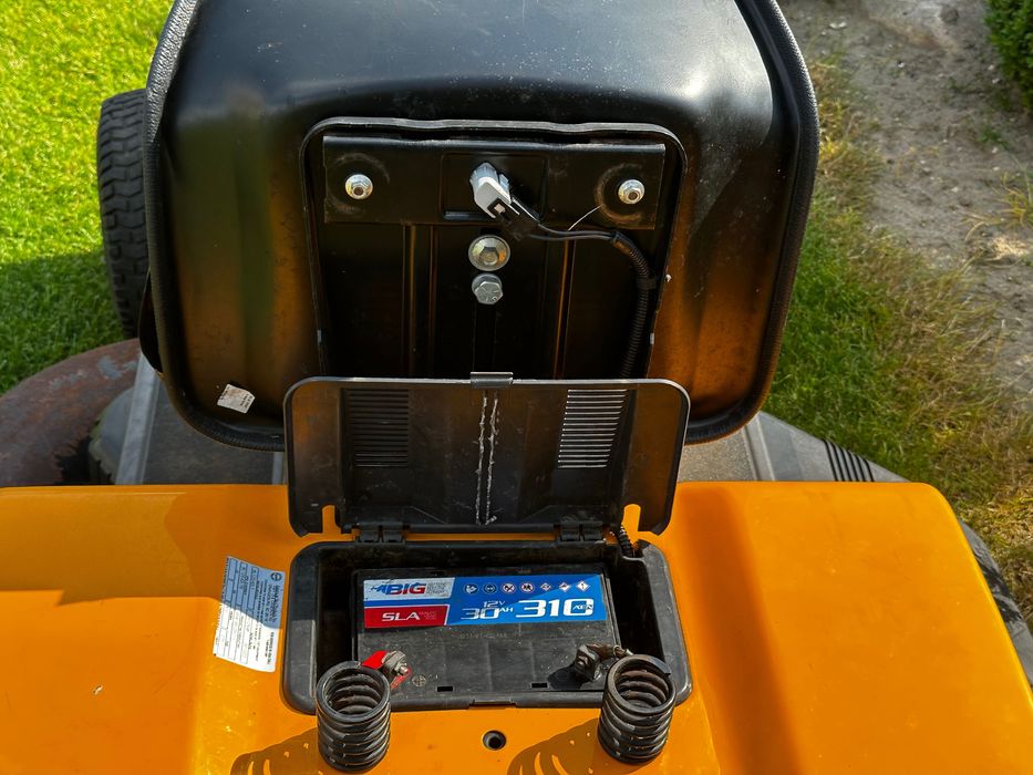 traktorek BERNARD LOISIRS 12542LT odpowiednik Husqvarna 12.5Hp