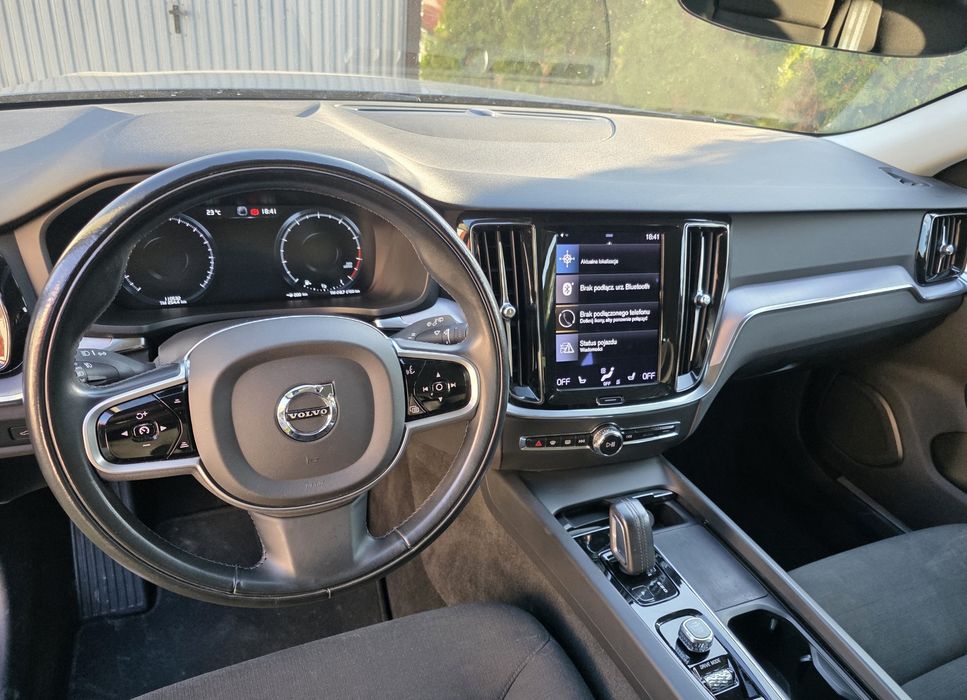 Volvo V60 B5 B AWD Geartronic Momentum