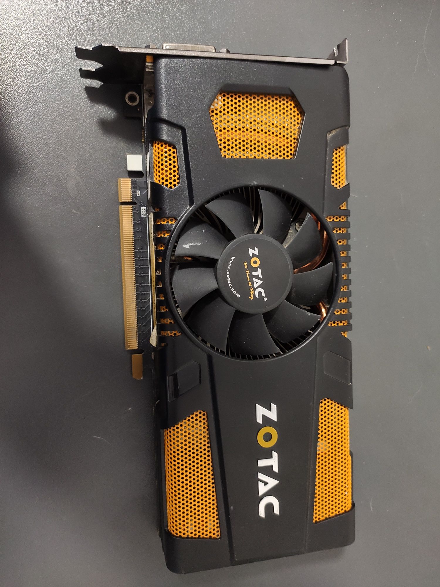 Видеокарта GTX 570 NVidia: 500 грн. - Комплектуючі та аксесуари ...
