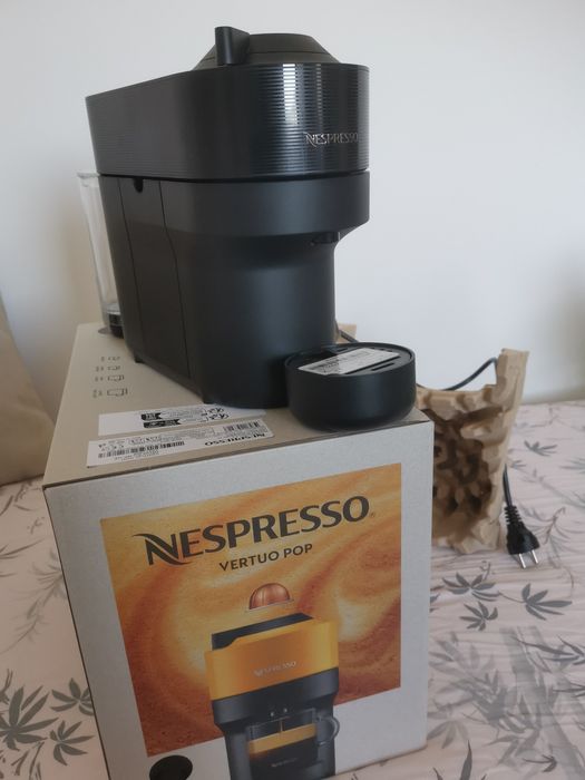 Nespresso Vertuo Pop - NOVA, nunca usada
