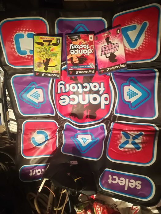 Akcesoria do Ps2, Pad Buzz