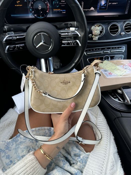 Coach Teri Shoulder Bag In Signature Canvas , жіноча сумочка  , сумка