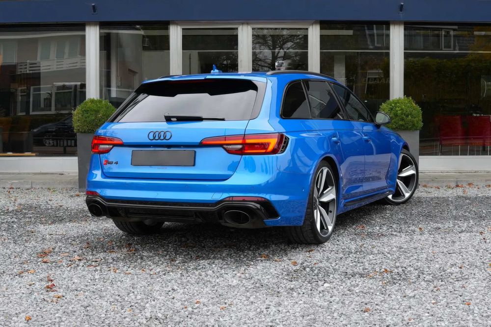 Audi RS4 Quattro tiptronic      2018