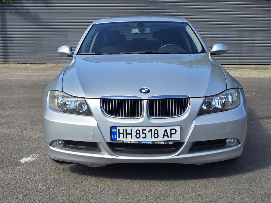 Продам BMW 318і 2.0л бензин АВТОМАТ Хороший стан