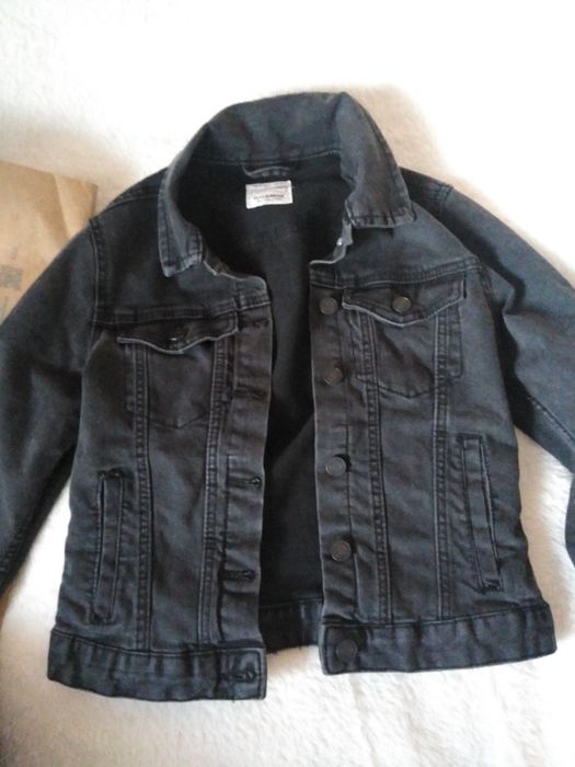 Szara kurtka jeansowa Pull&Bear