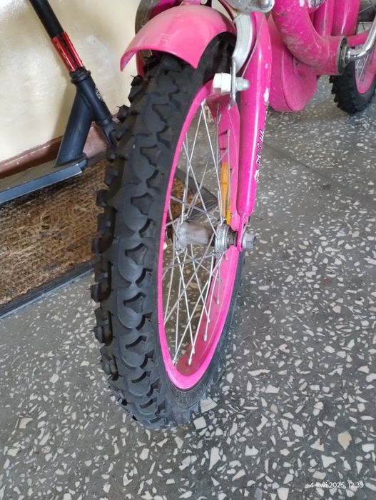 Rowerek dziewczęcy różowy rozmiar koła 16