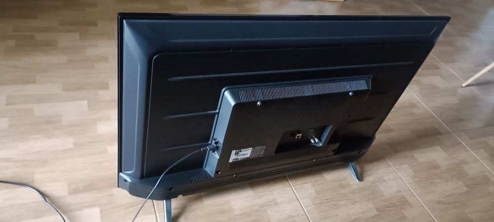 Televisão LG 43 polegadas como nova, praticamente não foi usada