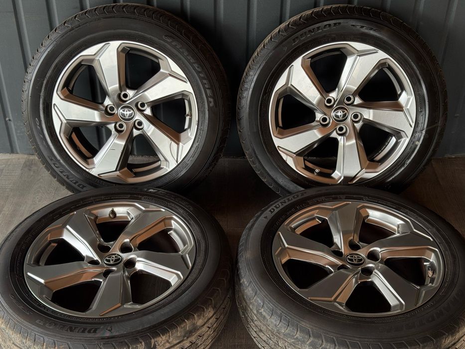 Toyota Rav4 XA50 диски 5х114.3 R18 Toyota Lexus 225/60/18