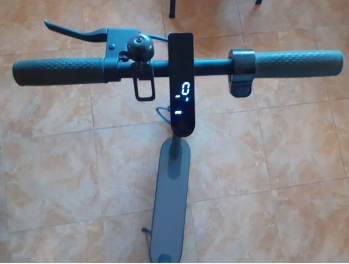 Електросамокат xiaomi mi electric scooter 3