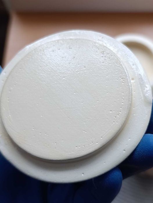 Соєві свічки в гіпсовому кашпо