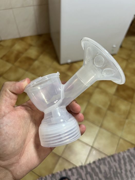 Bomba eletrica extratora de leite materno