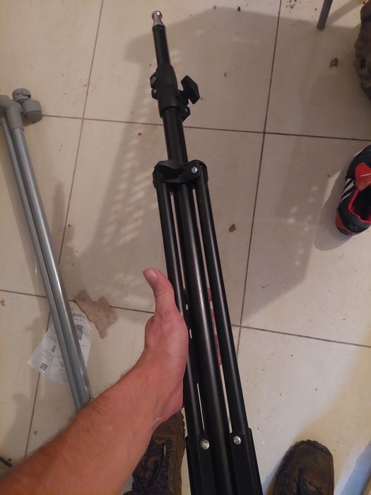 Tripé para câmara