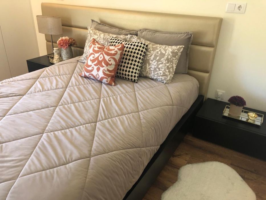 Mobília de quarto de casal moderna