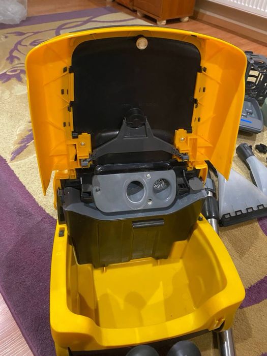 потужний пилосос Zelmer Aquawelt Plus