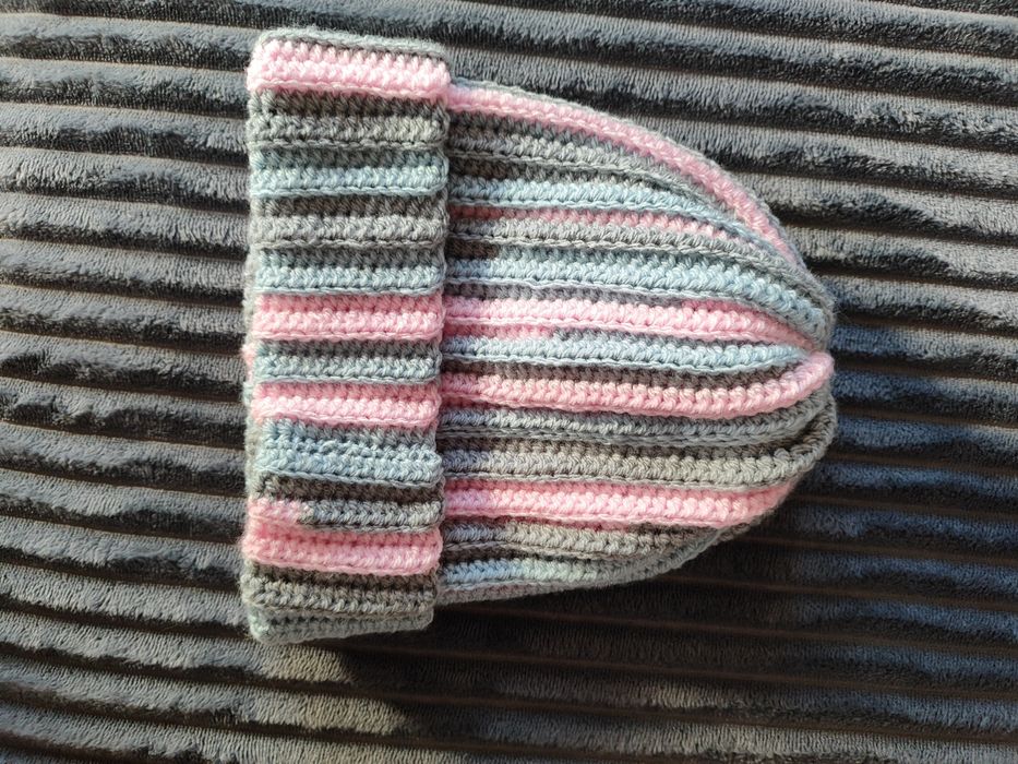 Czapka beanie handmade ręcznie robiona na szydełku