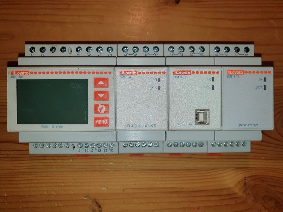 Miernik parametrów sieci MPS Lovato DMG300L01 + moduły