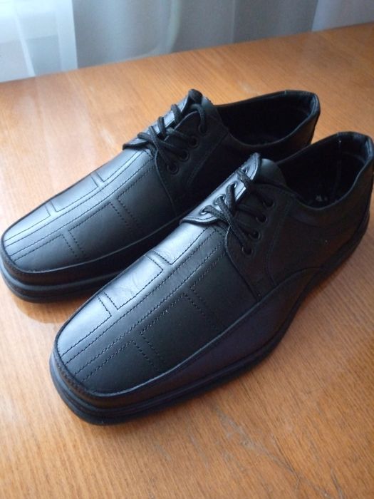 Шкіряні туфлі 43р