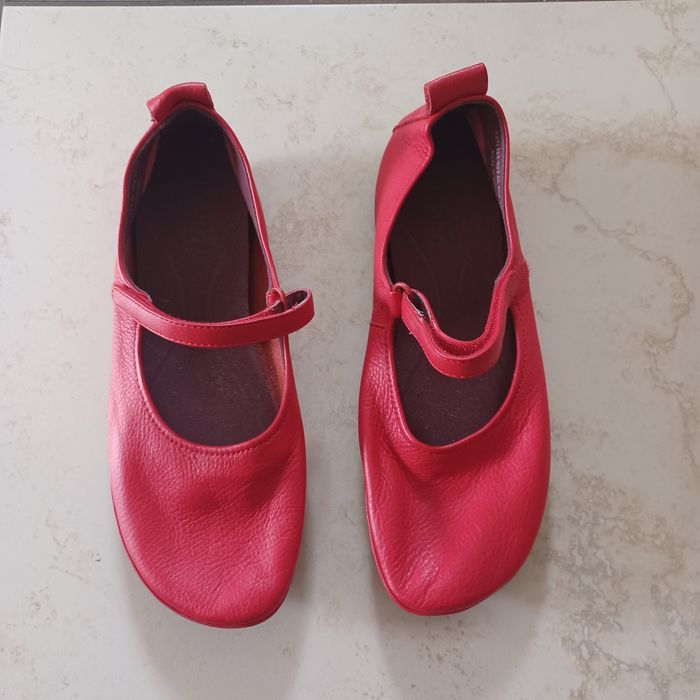 Buty CAMPER RIGHT super wygodne 40/ salon 525 zł