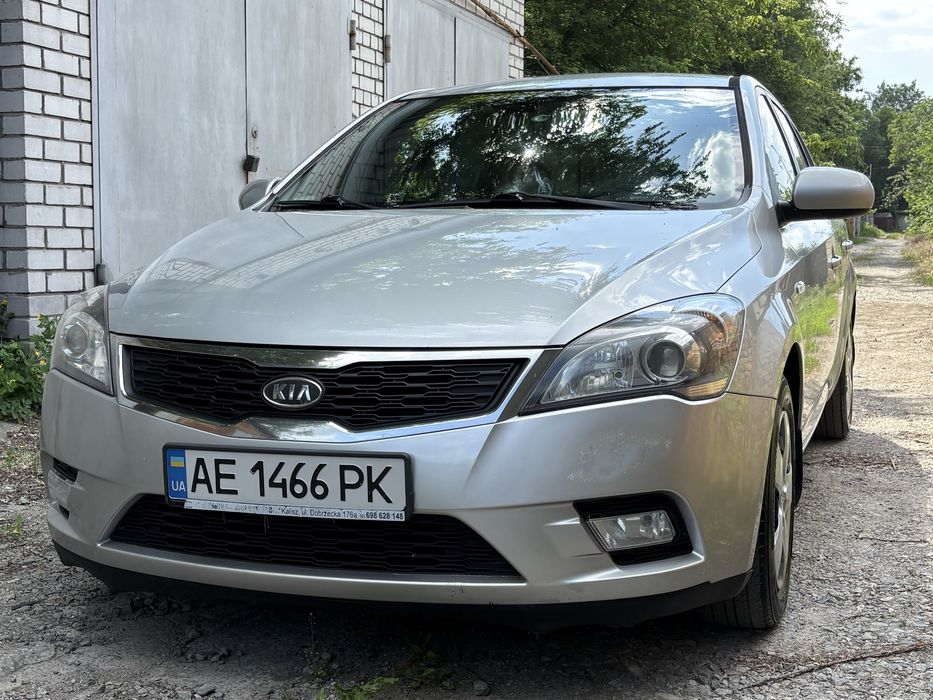 Kia Ceed 2009 год