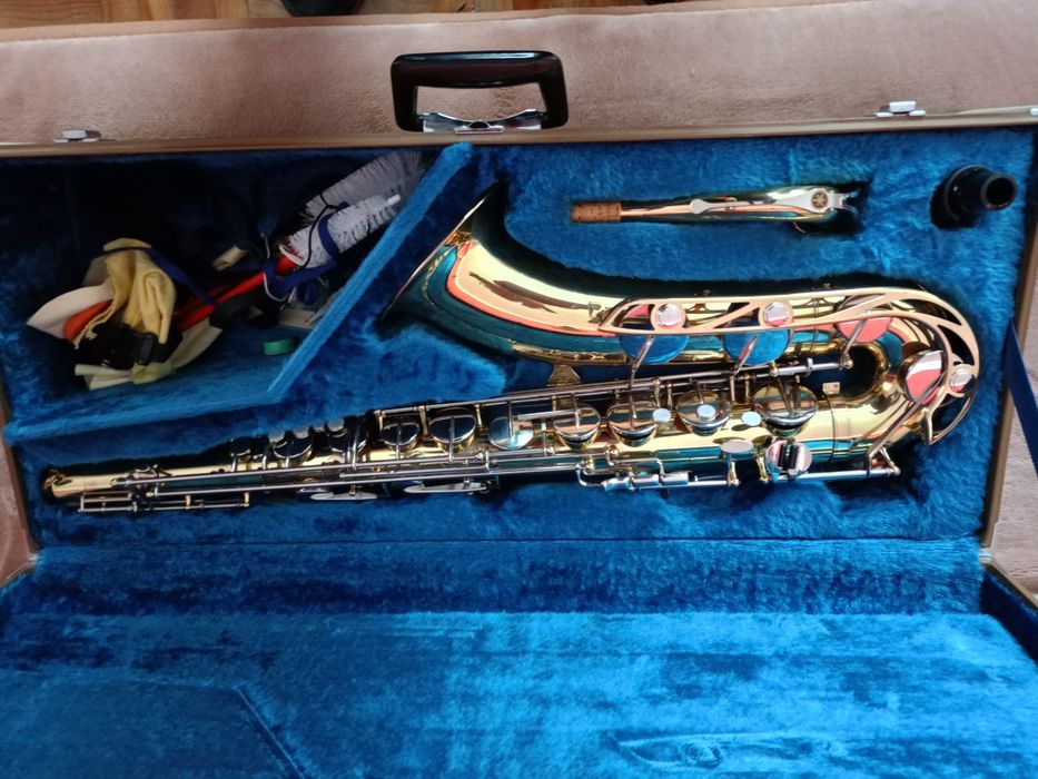 Japoński saksofon tenorowy Yamaha