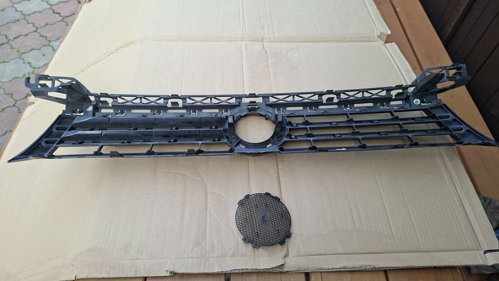 Grill vw caddy 3 .2014r