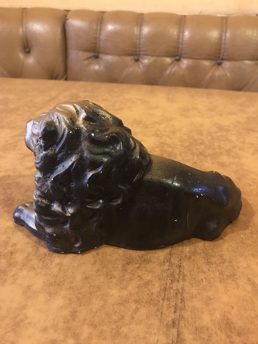 Статуэтка Лев.