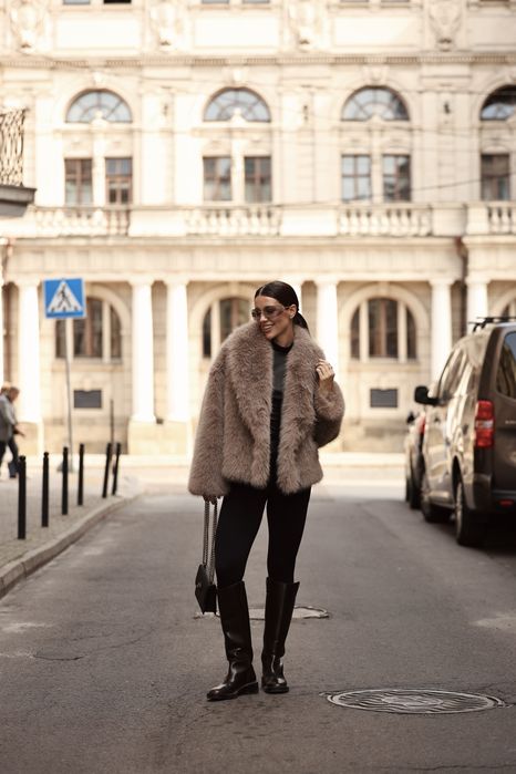 Розкішна шуба (бренд zaga)