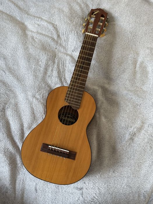 Гитара/гиталеле Yamaha GL1