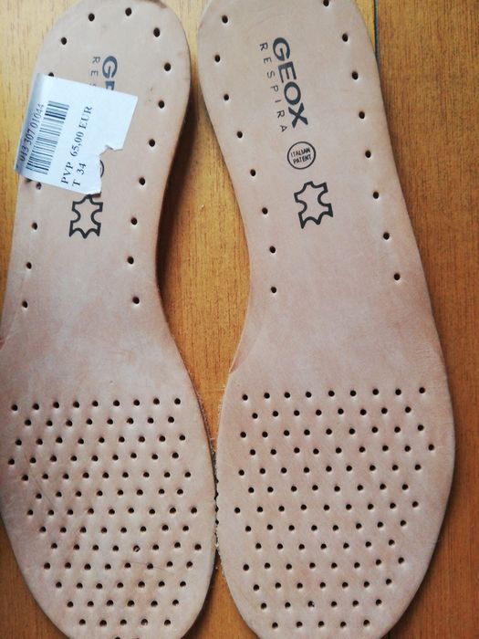 Sapatilhas Geox t34+palmilhas