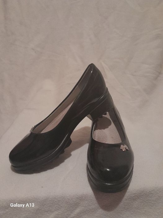 Туфельки для девочек