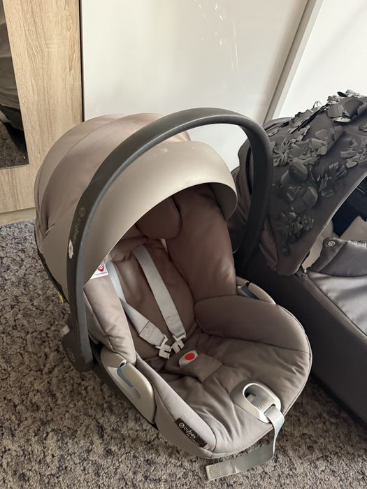 Wózek Cybex Priam 2.0 Simply Flowers